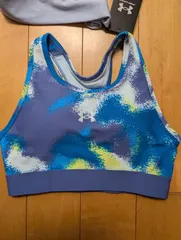 【在庫限り/新品未使用品】アンダーアーマー（UNDER ARMOUR）サイズ：トップ：79-85cm  アンダー：67-73㎝  トレーニングブラ　タンクトップ付