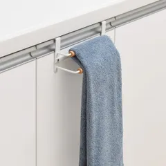 タオル掛け 引っ掛け式 Flowto （ フロウト タオルバー キッチンハンガー タオルホルダー ドア用 タオルハンガー たおる掛け 扉掛け用 引っ掛け タオル 掛け タオルリング キッチン扉用 キッチン 収納 ）
