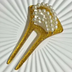 KZ030-b 簪 かんざし ゴールドカラー パールデザイン バチ型 結婚式 和装 髪飾り 卒業式 成人式 着物 バチ型 和装小物 普段使い ヘアアレンジ おしゃれ お呼ばれ 花魁 お祭り かわいい 可愛い キラキラ 母親 二本挿し 二本差し 二股 扇 花嫁