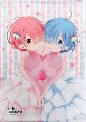 レムラム ♡ タペストリー Amazon.co.jp: Re:ゼロから始める異世界生活 レム & ラム B2
