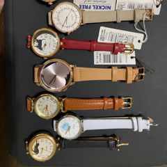 【新品未使用】定価2,800円【税込3,080円→1,780円】レディースリストウォッチ ナースウォッチ 腕時計 ver。①