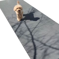 愛犬の足を守る滑り止めマット 90cm×6m スタッドレスマット 屋外＆水回り パテラ 関節 脱臼 防止 すべりどめ