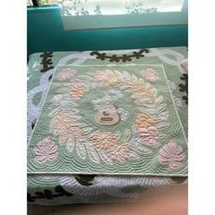 ［正規品］タペストリー♡ウクレレ♡105x105♡セルドングリーン♡ハワイアンキルト