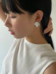 韓国製 高品質 ヴィンテージ風ピアス レトロ 大人かわいい 大ぶり
