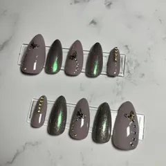 ㉘【ネイルチップ】ジェルネイル  ピンクグレージュ メタリック風 オーロラ 蝶々 バタフライ ストーン カッコカワイイ  大人ネイル オシャレネイル シンプルネイル 派手すぎない ミラパ オリジナル サイズオーダー受付中