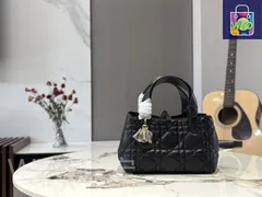 【今日WTO】Dior ディオール トゥジュール ショッピングバッグ アップグレード版 ギフトボックス付き-WTO輸入2-IIB71