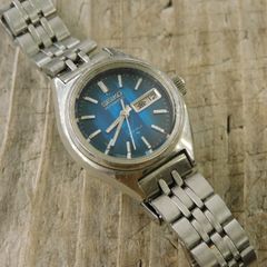 レディース SEIKO 自動巻腕時計 青文字盤 デイデイト カットガラス