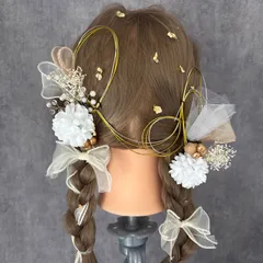 【金箔付】成人式 髪飾り リボン ゴールド ホワイト編みおろし 結婚式 七五三　オーガンジーリボン　かすみ草　ドライフラワー　ヘッドドレス　ヘアパーツ