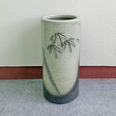 陶器傘立て　波透かし彫傘立　MK294　信楽焼　丸伊製陶 陶器傘立て 波透かし彫傘立 信楽焼 丸伊製陶 MK294 水抜き穴
