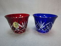 江戸切子 ぐい呑み　ペア (赤・瑠璃)　木箱入