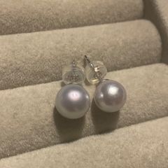 ルコリエ 特級 8mm 淡水真珠ピアス（ポストk18YG） クリスメラ