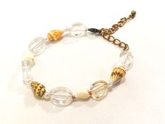 【年末SALE】貝殻とビーズのブレスレット　#B29