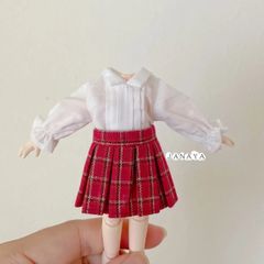 ハンドメイド　オビツ11 ob11服　白色フリルシャツとスカート　2点セット