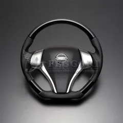 キャラバン NV350 E26 (2017/07 ～ 2021/10)中期 GX ピアノブラック Dタイプ ガングリップ ウッド パンチング本皮調レザーステアリング フェガーリ LUNA