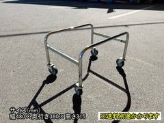 【中古】【一部地域送料無料】カゴ置き台　スチール　キャスター付き　買い物カゴ台車　F-NA-780-0304A