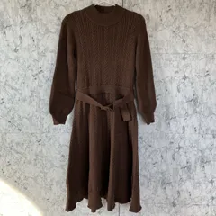 美品<!-利用不可文字-!>JILL STUART ジルスチュアート　ニットワンピース　【FR】　ブラウン　茶色　ウエストベルト　厚手　秋冬　フレアワンピース　膝丈　クルーネック　大人上品　かわいい