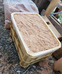 国産針葉樹　おがくず