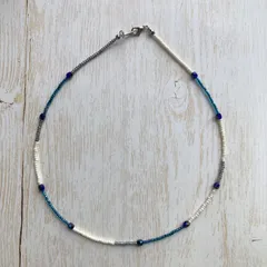 チェコビーズとビーズのネックレス／チョーカー