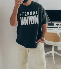 限定レアコラボ★FEAR OF GODフィアオブゴッドx Unionユニオン★エターナル　ロゴ半袖Tシャツ ユニセックス オーバーサイズ 人気のサムネイル