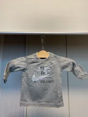 NIKE ロンT tシャツ　キッズ　ベビー　80㎝のサムネイル