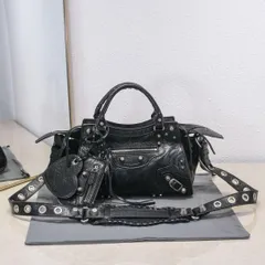 2024年最新】balenciaga バレンシアガ ザ ファースト シティ バッグの人気アイテム - メルカリ