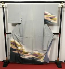 【中古】 Sサイズ 付け下げ 正絹 付下げ訪問着 袷着物 グレー地に霞模様 