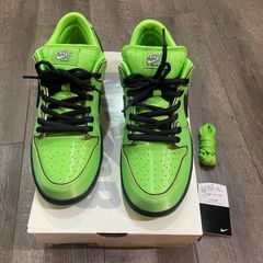 국내 정규 신품 THE POWERPUFF GIRLS NIKE SB DUNK LOW BUTTERCUP FZ8319-300 파워 퍼프 걸즈 버터 컵 덩크 스니커 나이키 27.5cm 62501A