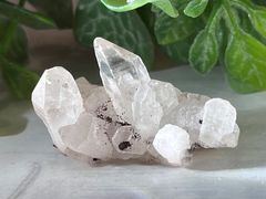 パイライトインピンクヒマラヤ水晶　マニカラン産　クリスタル　原石　クラスター