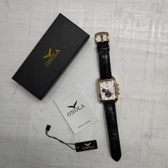 h60972　ONOLA クロノグラフ ウォッチ メンズ　アナログ　腕時計 ホワイトゴールドブラック　良品美品