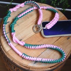 パラコード　パラコードストラップ　ショルダーストラップ　スマホショルダー　ダークグリーン×パステルピンク