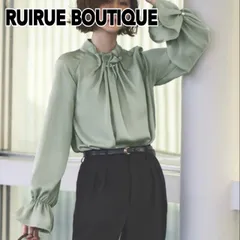 ルイルエブティック RUIRUE BOUTIQUE  ウェーブタックパール デザイントップス デザインブラウス長袖ブラウス S フリル パール 華やか オフィスカジュアル 通勤服 ブラウス とろみ