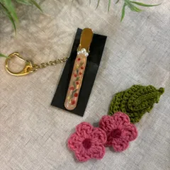 レジンキークリップ💐【ﾚｯﾄﾞｷｭｰﾄ】①