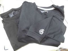 5月11日までの掲載(使用品)&(未使用品)  GU黒Tシャツ/DISCUS ATHLETIC 長袖黒　2枚セット