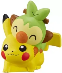【中古】食玩 トレーディングフィギュア 1.ピカチュウ＆サルノリ 「ポケモンキッズ 旅のなかまたち編」