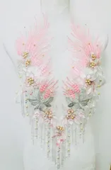 #623ハンドメイドパーツ ワッペン　上品モチーフ