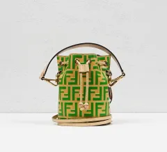 ⭐FENDI⭐ 美品 レアカラー モントレゾール 巾着 ショルダー ハンドバッグ FENDI フェンディ モン トレゾール ミニ 巾着ショルダー