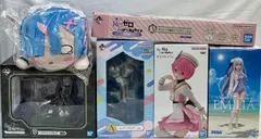 リゼロ フィギュア 4種　タペストリー 1本　寝そべりぬいぐるみ1個　セット　まとめ売り