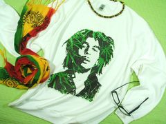 Bob Marley ボブマーリー・トレーナー　裏地起毛でなめらか暖か　ボブ・マーリー長袖スウェット　ガンジャ柄　ボブのトレーナー　レゲエ　ボブのスウェット　Bob Marley T-shirt　レゲエ　ボブ・マーレーのトレーナー　マリファナ柄　ラッピング無料
