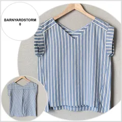 【美品♪】バンヤードストーム　フレンチスリーブVストライプブラウス S 半袖　ブラウス B354