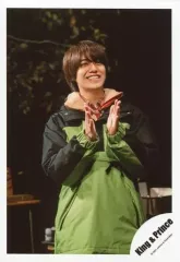 【中古】生写真(ジャニーズ) King ＆ Prince/高橋海人/膝上/LIVE DVD＆Blu-ray「King ＆ Prince CONCERT TOUR 2020 ～L＆～」特典映像オフショット/公式生写真