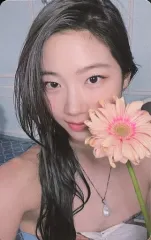 【中古】コレクションカード(女性) LE SSERAFIM/KAZUHA(カズハ)/裏面白/CD「FEARLESS」(BLACK PETROL Ver.・BLUE CHYPRE Ver.)封入特典フォトカード