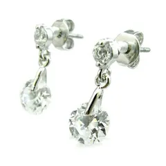 ピアス レディース レーザーホール キュービックジルコニア 揺れる チタンポスト メール便 送料無料 金属アレルギー対応 秋冬 大人気