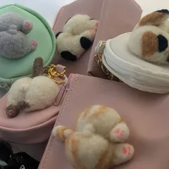 サマーセール中‼️【猫好き必見】ふわふわネコ付き 羊毛フェルト猫付きクリアポーチ♡猫顔＆猫ケツが可愛い！ハンドメイドピンククリア ポーチ