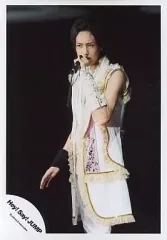 【中古】生写真(ジャニーズ) Hey! Say! JUMP/八乙女光/ライブフォト・膝上・衣装白・左手マイク・背景黒/公式生写真