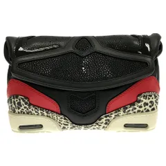 ALEXANDER WANG (アレキサンダーワン) Sneaker Leather Clutch Bag スニーカーレザー クラッチバッグ ブラックのサムネイル
