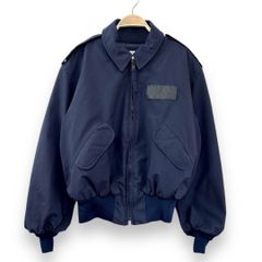 【フォロワー様クーポン配布中！】【希少】90s 実物 米空軍 米軍実品  USAF U.S.AIR FORCE セキュリティーポリスウィンタージャケット 中綿 ミリタリー フライトジャケット ウインドブレーカー アメリカ バイカー 軍用 ネイビー L【S51】