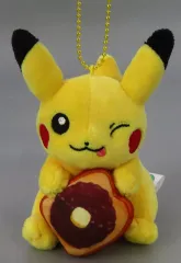 ポケットモンスター 駅長ピカチュウ 天むす 小倉トースト 名古屋 東京駅限定 小倉トースト、天むす、あんかけスパゲッティを持ったピカチュウ