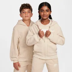 ナイキ NIKE ジュニア パーカー フルジップ NIKE クラブ フリース ジャケット フーディ パーカ 130-160cm 子供服  はっ水  アウター 子ども キッズ スポーツウェア  生成り ベージュ/FJ6019-126