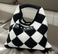 新品 特価値  MARNI マルニ マーケットスモール テックウール 新品美作 並行輸入品ブラック