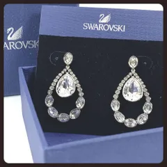 SWAROVSKI　スワロフスキー　ドロップ　ピアス　　クリスタル　ゴージャス